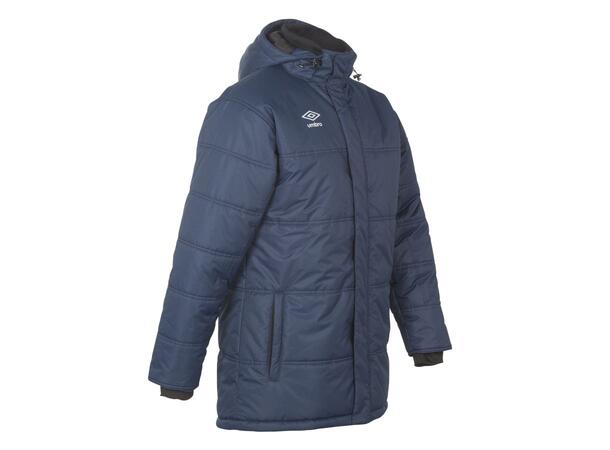UMBRO Core Padded Jkt 17 Marine M Funksjonell lang vattert klubbjakke 